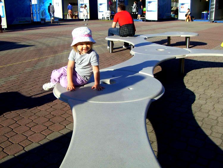 Groove klupa predstavljena na festivalu Gdynia Design Days