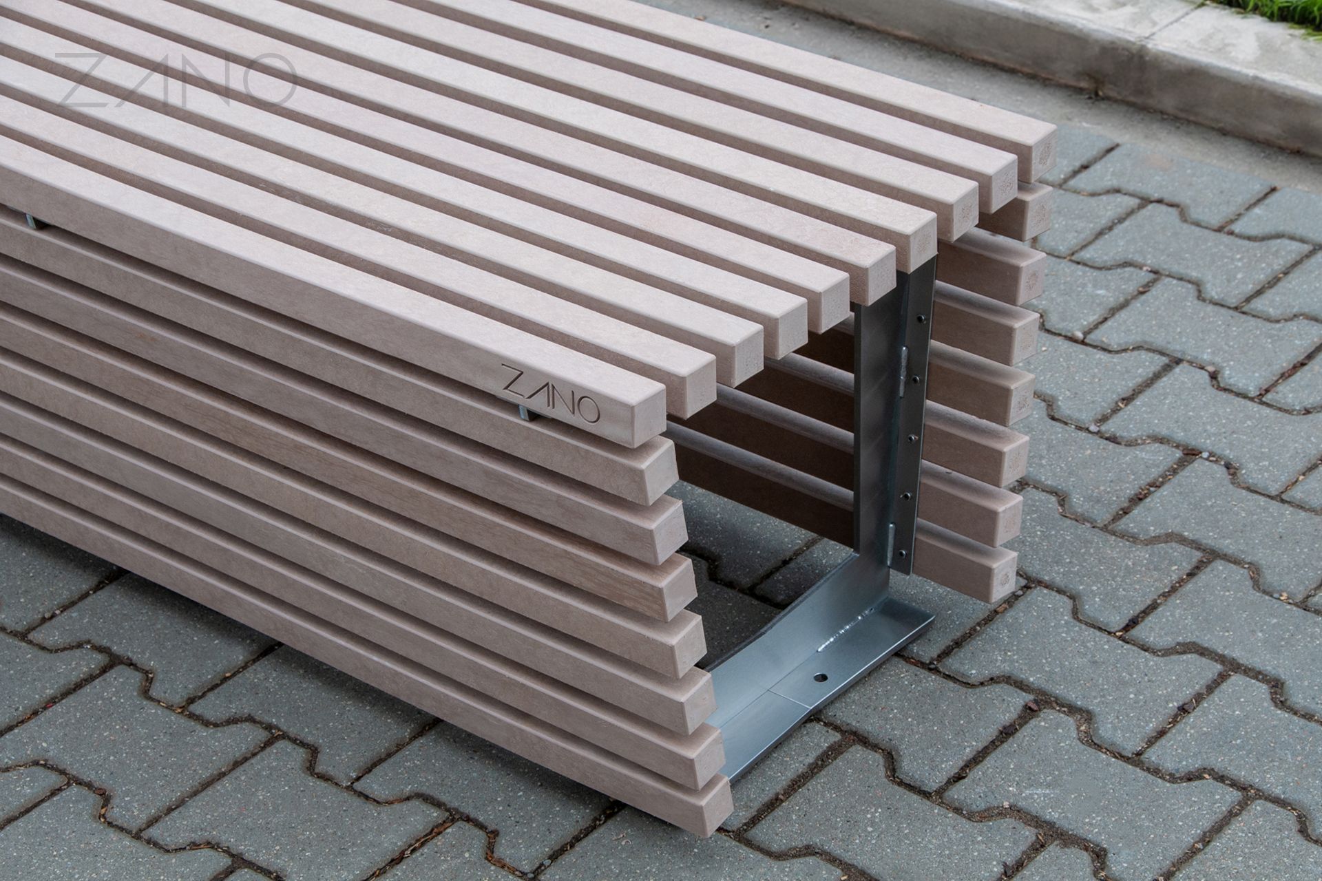 Kompozitna ploča imitacija drva, boja tikovine