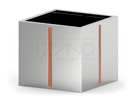 Tegla od nehrđajućeg čelika s drvenim elementima za javne prostore